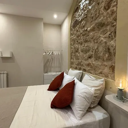 Sykia House * Syracuse